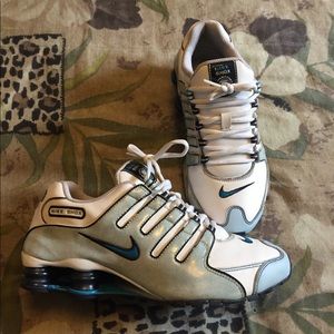 Nice pair of Nike Shox NZ